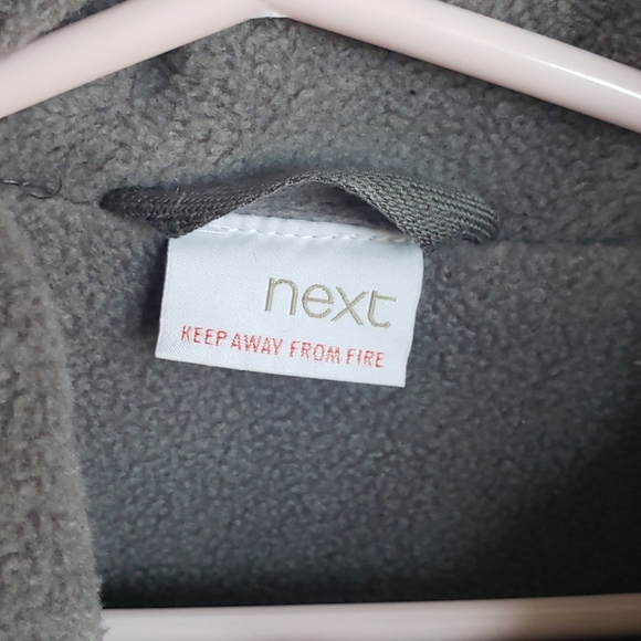 Heather Grey 2 button poncho - Picture 2 of 3